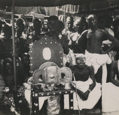 Le Siège d'Or (Sika Dwa Kofi)