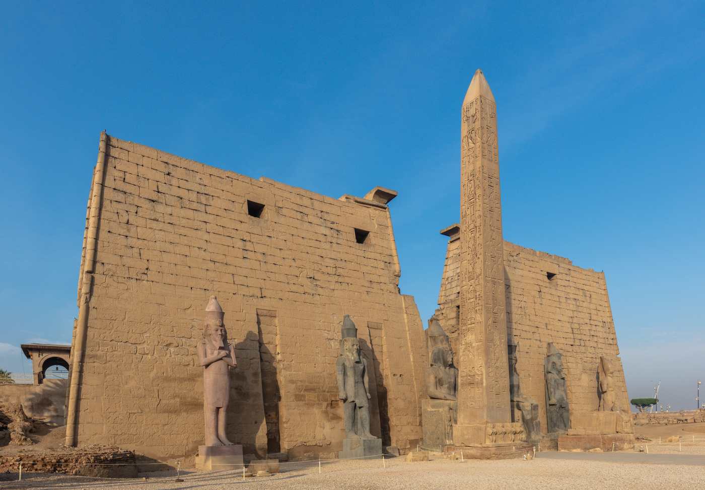 Temple de Louxor (Ipet-resyt, « Sanctuaire du Sud »)