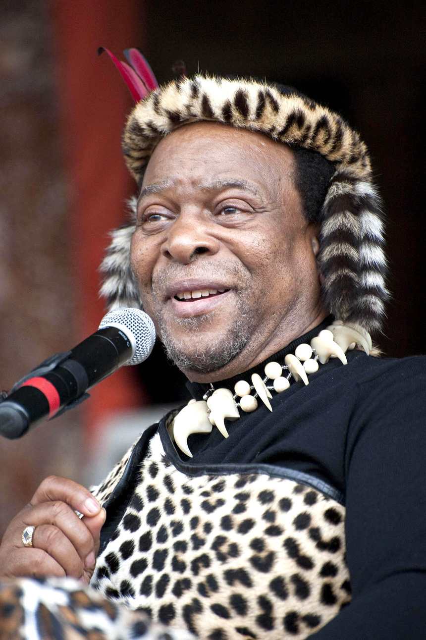 La crise de succession de 2021-2026 et la reconnaissance de Misuzulu kaZwelithini
